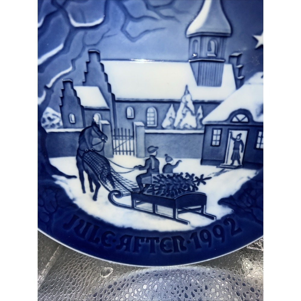 BING & GRONDAHL‎ Christmas Plate 1992